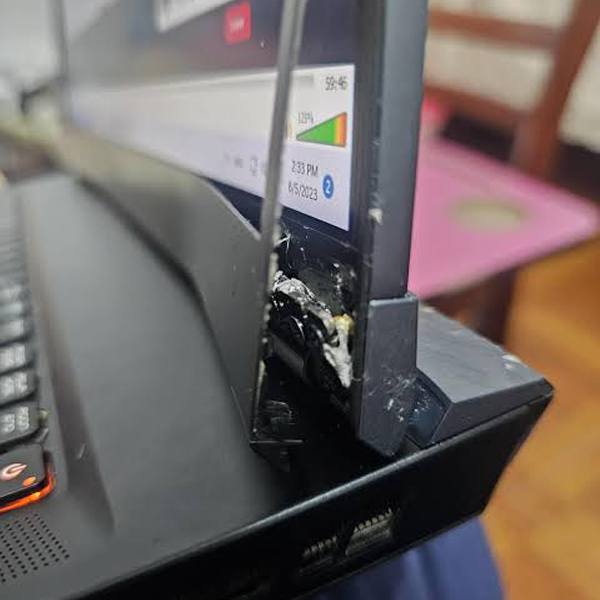 Laptop Screen Replacement 1
